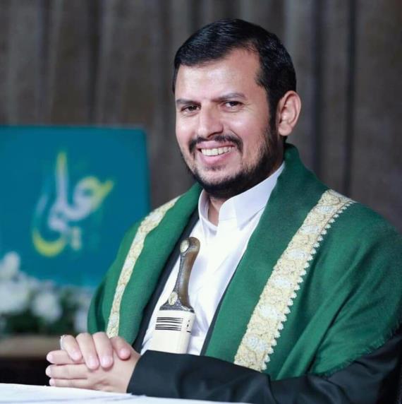 معجزاتُ الخطاب.. قائدُ ثورة وعَــلَــمُ هدى 
